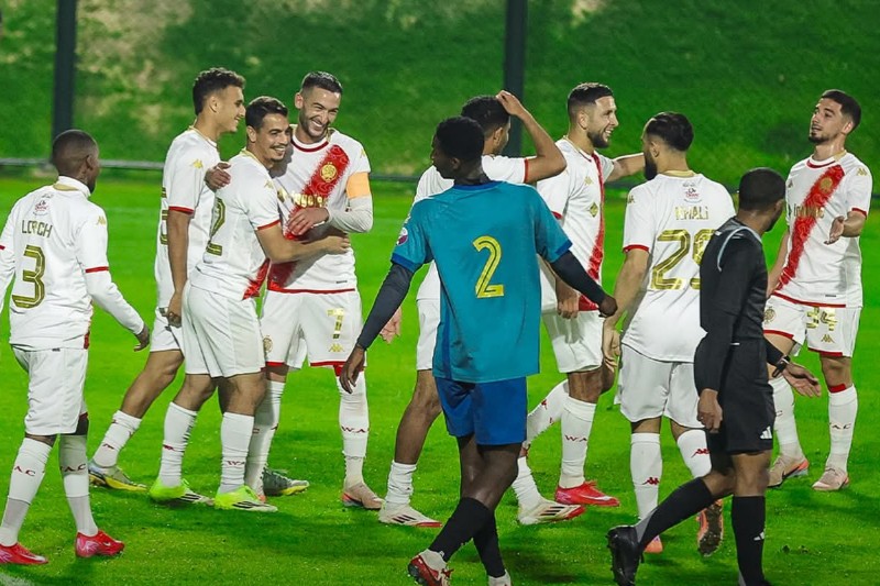 فوز عريض للوداد على الرفاع في معسكر قطر