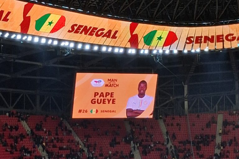 هدف قاتل يمنح بابي غاي لقب رجل نهائي كأس إفريقيا