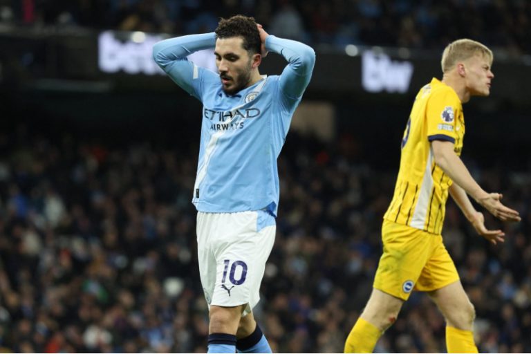 مانشستر سيتي يواصل تعثره ويتعادل مع برايتون