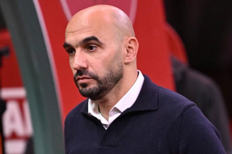 الركراكي: جينا نكتبو التاريخ… المغرب عاد لنصف النهائي بعد 20 عام