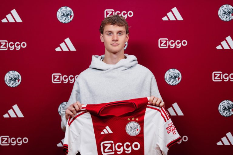 إبراهيموفيتش جديد في أياكس أمستردام الهولندي