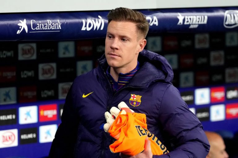 فليك يعلن عن الحارس الأساسي لبرشلونة