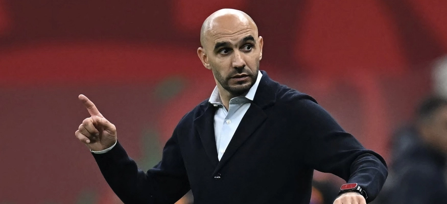 الركراكي يوجه رسالة للاعبين والجماهير بعد التأهل إلى نصف النهائي