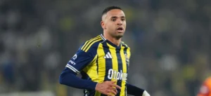 تفاصيل جديدة عن انتقال النصيري إلى الدوري الإيطالي