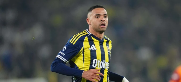 تفاصيل جديدة عن انتقال النصيري إلى الدوري الإيطالي