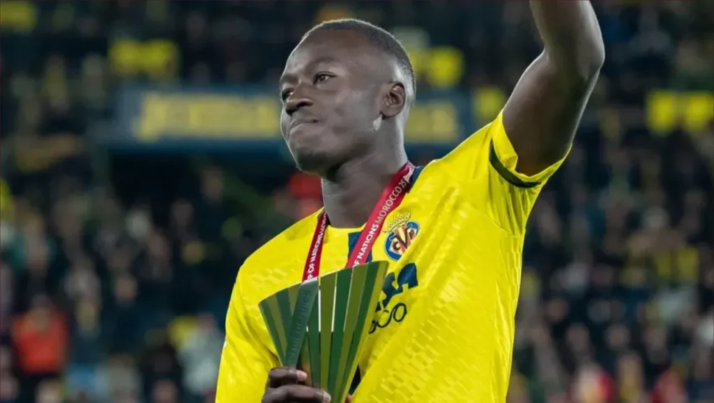 دياز يسرق الأضواء ويكسب الإشادة قبل مواجهة فياريال