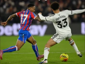 تعادل مثير بين كريستال بالاس وفولهام في الدوري الإنجليزي الممتاز