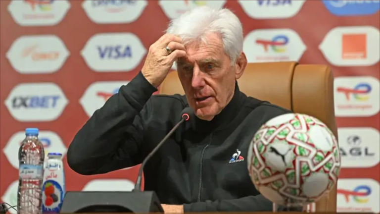 مدرب جنوب أفريقيا يشيد بالكاميرون بعد الخروج من ثمن نهائي أمم إفريقيا