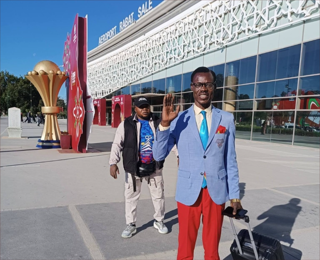 المشجع الكونغولي يشكر المغاربة بعد لفت الأنظار في البطولة القارية