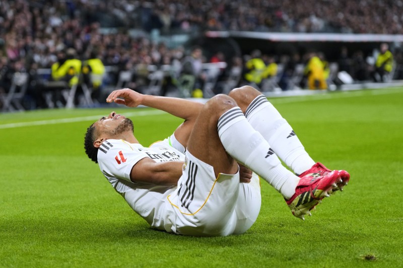 ريال مدريد يكشف تفاصيل إصابة بيلينغهام ومدة غيابه المحتملة