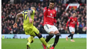 كاسيميرو يتعرض لتدخل مرعب أمام توتنهام