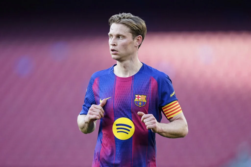ضربة موجعة لبرشلونة بعد الكشف عن طبيعة إصابة فرينكي دي يونغ
