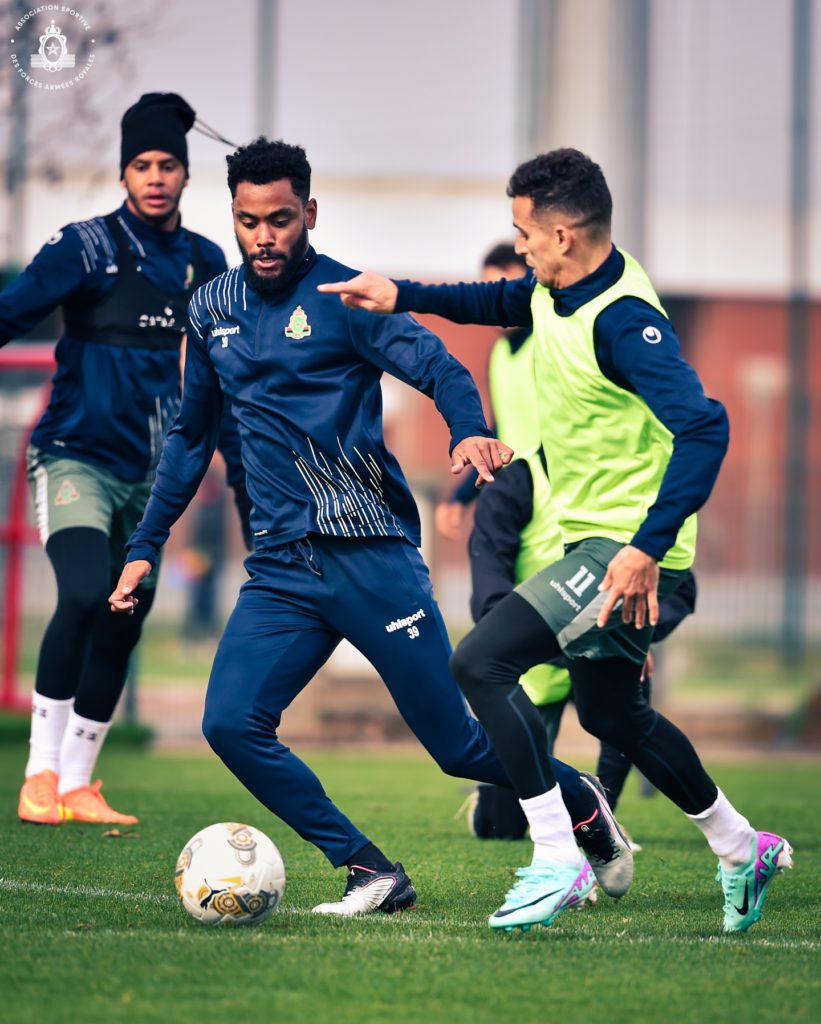 الجيش الملكي يستعد لمواجهة الأهلي ويضع خياراته النهائية