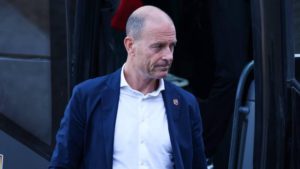 توروب يثني على بلعمري ويعلق على غياب تريزيجيه وزيزو