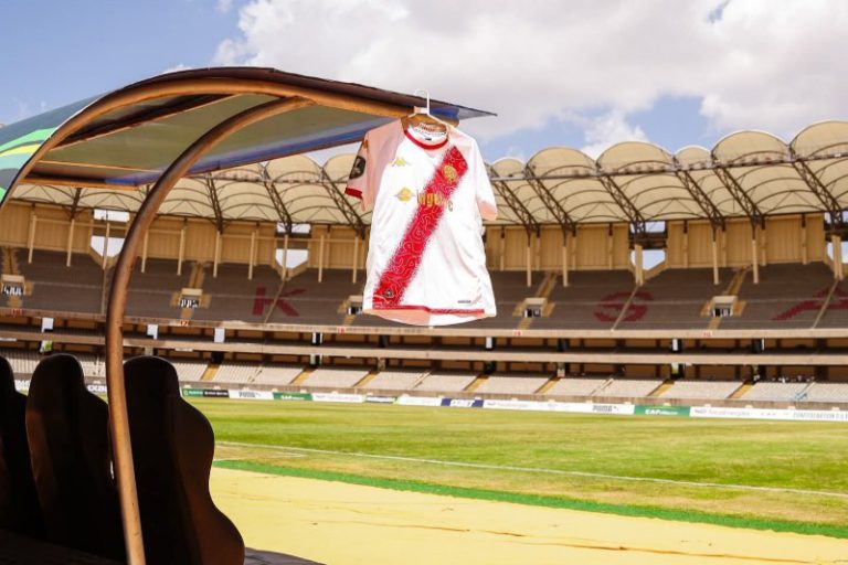 نايروبي يونايتد يشيد بالوداد رغم الهزيمة ويبعث رسالة رياضية