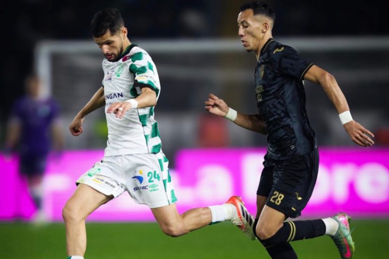 الرجاء يلجأ إلى مديرية التحكيم بعد لقطة مثيرة للجدل