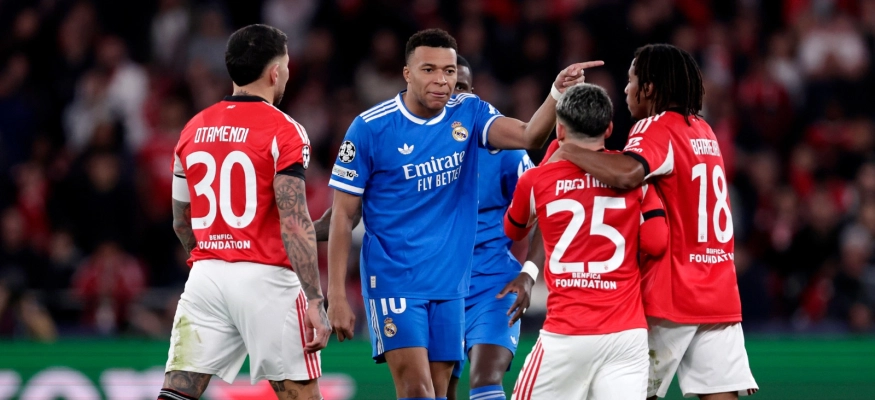 مبابي يهاجم بريستياني بعد واقعة عنصرية في دوري الأبطال