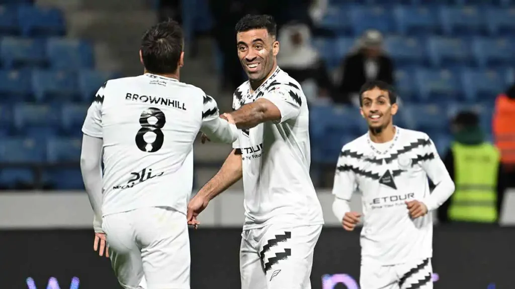 إلغاء هدف حمدالله يشعل غضب الجماهير