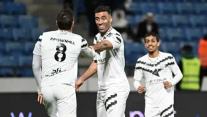 إلغاء هدف حمدالله يشعل غضب الجماهير