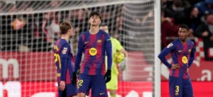 3 لاعبين مهددون بالغياب عن برشلونة