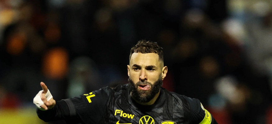 أول تعليق لبنزيمة بعد إنتقاله للهلال السعودي