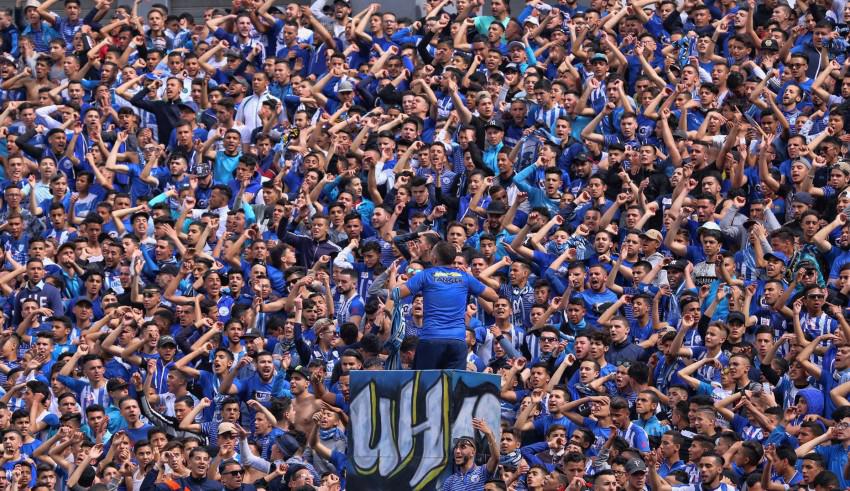 “هيركوليس” يشعل حماس جماهير اتحاد طنجة قبل مواجهة الدشيرة