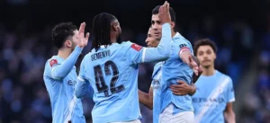 الغرامة والإيقاف يهددان نجم مانشستر سيتي بسبب التحكيم