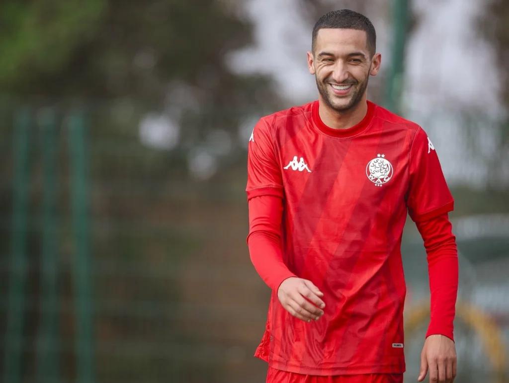 زياش ينتقد حكام مباراة أولمبيك أسفي في كأس الكونفدرالية