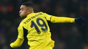 النصيري في اجتماع حاسم مع أساطير الإتحاد بعد تراجع أدائه