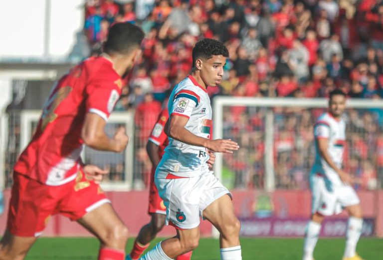 أولمبيك آسفي ضد الوداد الرياضي