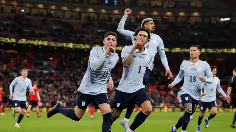 فالفيردي يخطف التعادل لأوروغواي ويُسكت ويمبلي