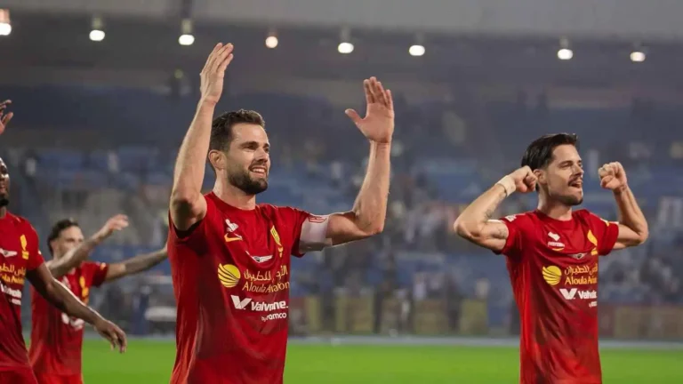 ريمونتادا مجنونة.. القادسية يقلب الطاولة على الأهلي بثلاثية قاتلة