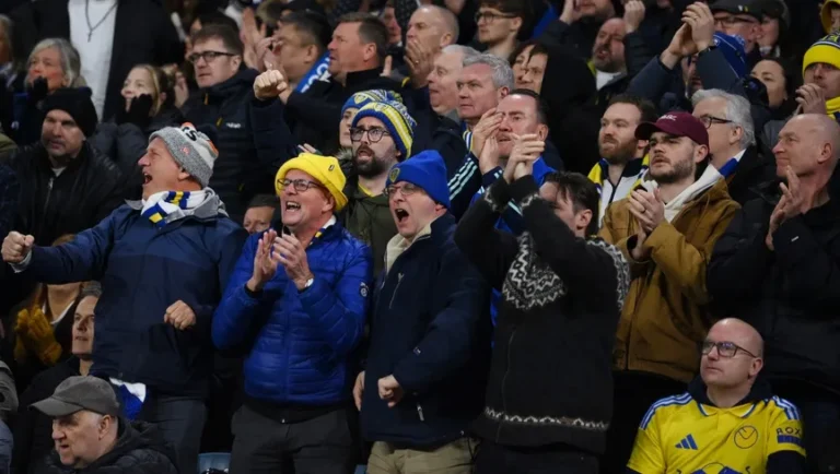 ليدز يونايتد يوجه تعليمات جديدة بسبب صيام رمضان