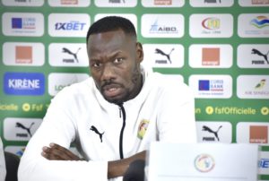 تصريح مفاجئ من مدرب السنغال يُشعل الجدل بعد قرار “الكاف”
