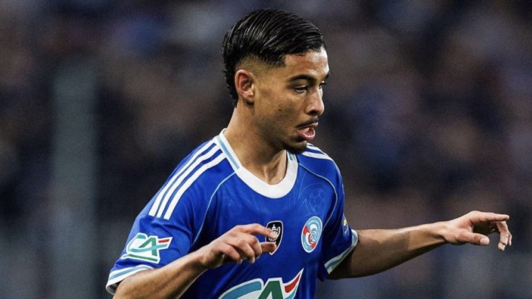 ياسين جسيم تحت رادار عملاق إنجلترا