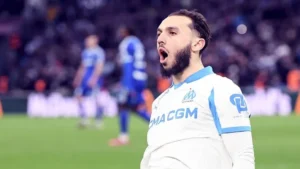 غويري يقود مارسيليا لفوز ثمين ويشعل الصراع في الدوري الفرنسي