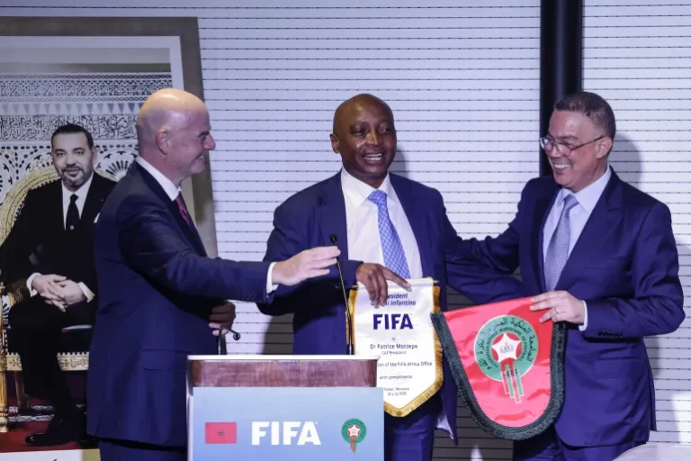 الذكاء الاصطناعي يكشف أسباب العداء الشديد للمصريين والجزائريين للمغرب