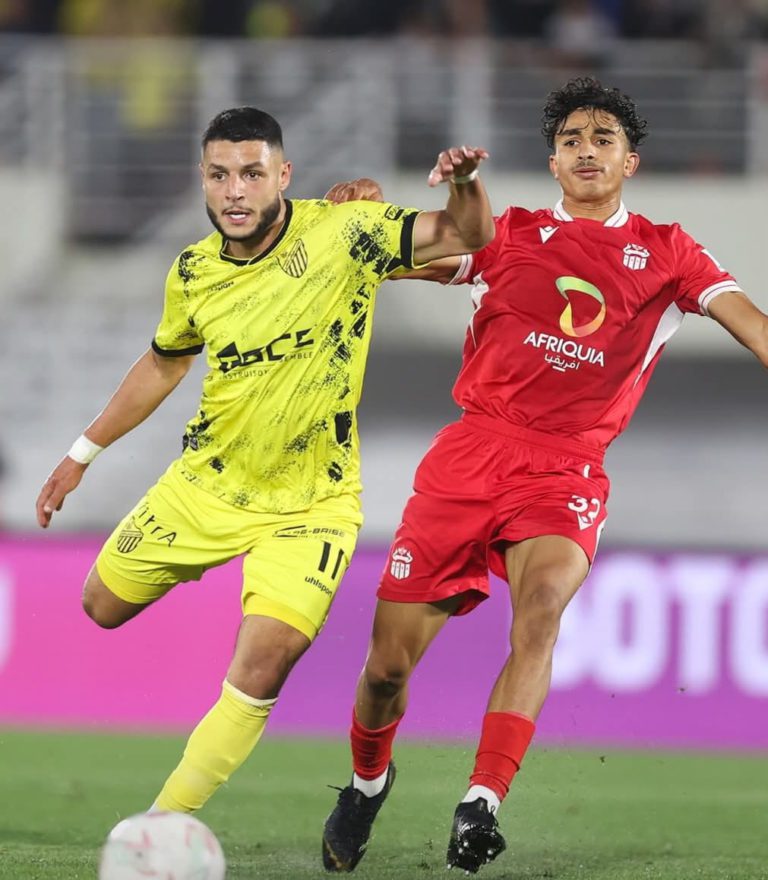 المغرب الفاسي يكتسح حسنية أكادير ويعزز صدارته للبطولة الاحترافية