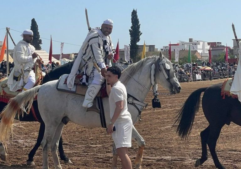 عثمان معما حاضر في إقصائيات جائزة الحسن الثاني للتبوريدة