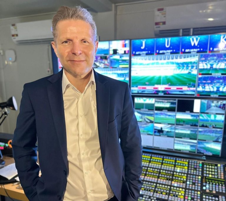 البريطاني جيمي أوكافورد