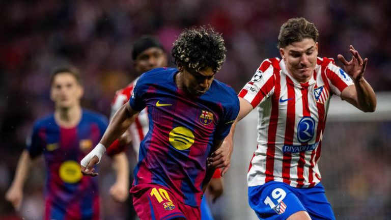 أتلتيكو مدريد يعبر إلى نصف النهائي رغم خسارته أمام برشلونة