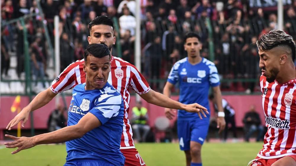 النادي المكناسي يسقط في الوقت القاتل أمام الدفاع الجديدي