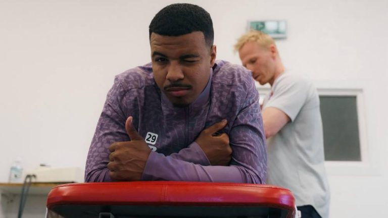 حمزة إيغامان يخطو خطوة جديدة نحو العودة إلى المنافسة