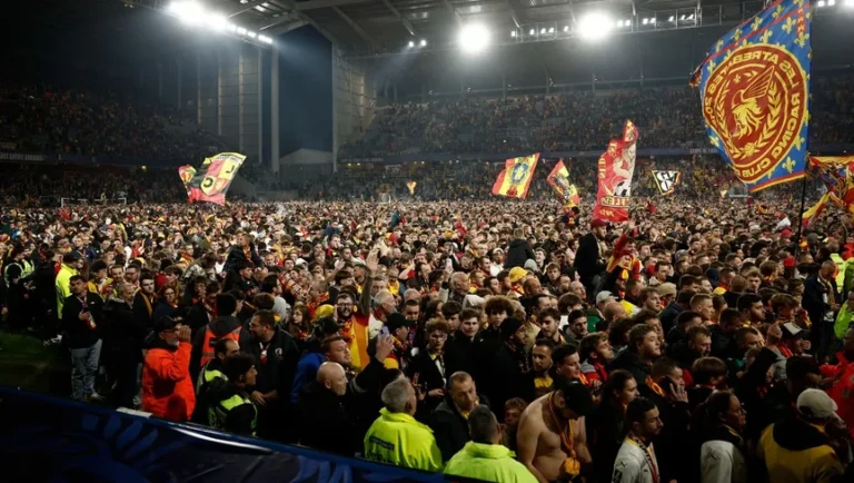 سعود عبد الحميد يقود لانس لنهائي تاريخي في كأس فرنسا