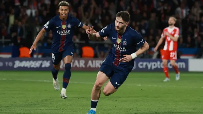 حكيمي يصنع هدفاً ويقود باريس سان جيرمان للفوز على بايرن ميونيخ في ليلة أوروبية مجنونة