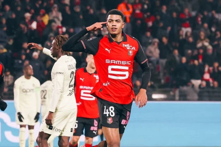 رين يحسم مصير آيت بودلال