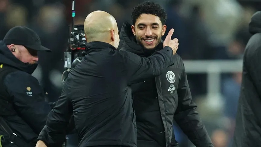 مستقبل غامض لمرموش داخل مانشستر سيتي