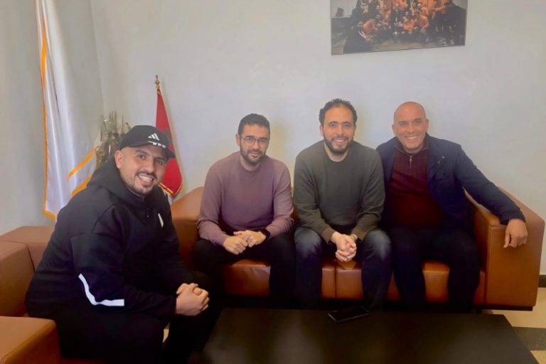 التحكيم والجماهير وموساوي أبرز محاور اجتماع ساخن داخل نهضة بركان