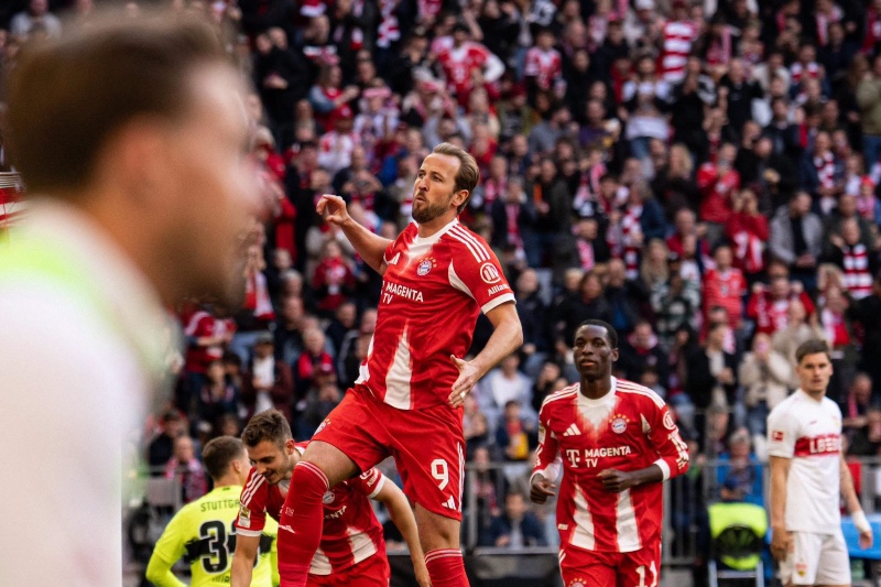 بايرن ميونيخ يحسم درع الدوري الألماني بعد إكتساح شتوتغارت