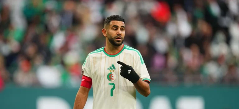 لاعب مغمور يعادل رقم محرز ورونالدو في الدوري السعودي